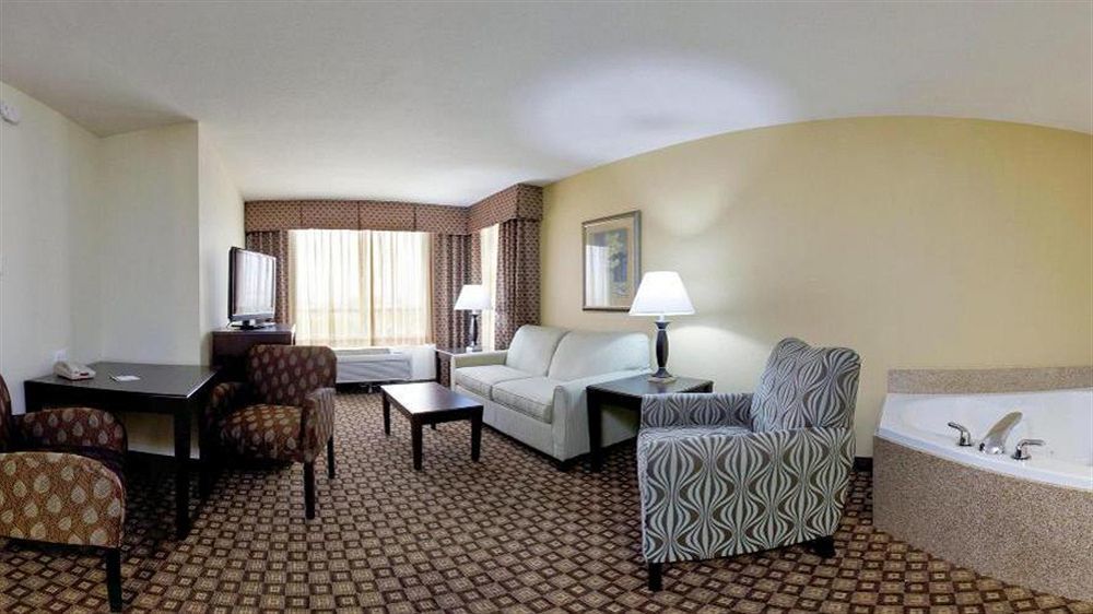 Holiday Inn Quincy By Ihg Exterior foto